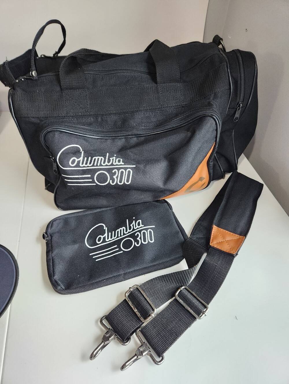 AS IS Vintage Columbia 300 2-Ball Tote Bowling Bag Interior Base Needs Repair